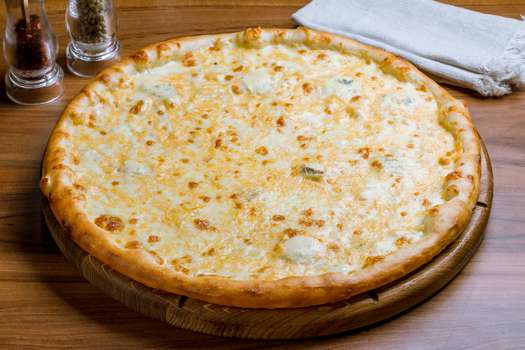 Receta: así se prepara una pizza de queso con borde crocante | EL ESPECTADOR
