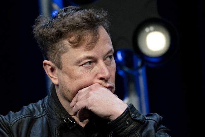 El CEO de Tesla, Elon Musk, genera controversia sobre las pruebas de virus