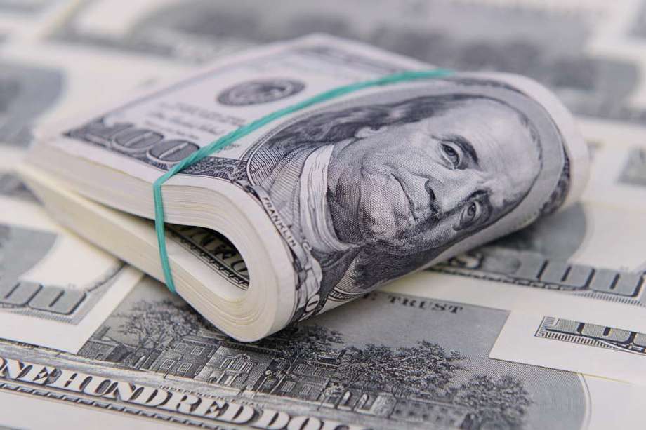 The dollar remains highly dependent on decisions taken by the Board of Directors of the Federal Reserve (Fed).