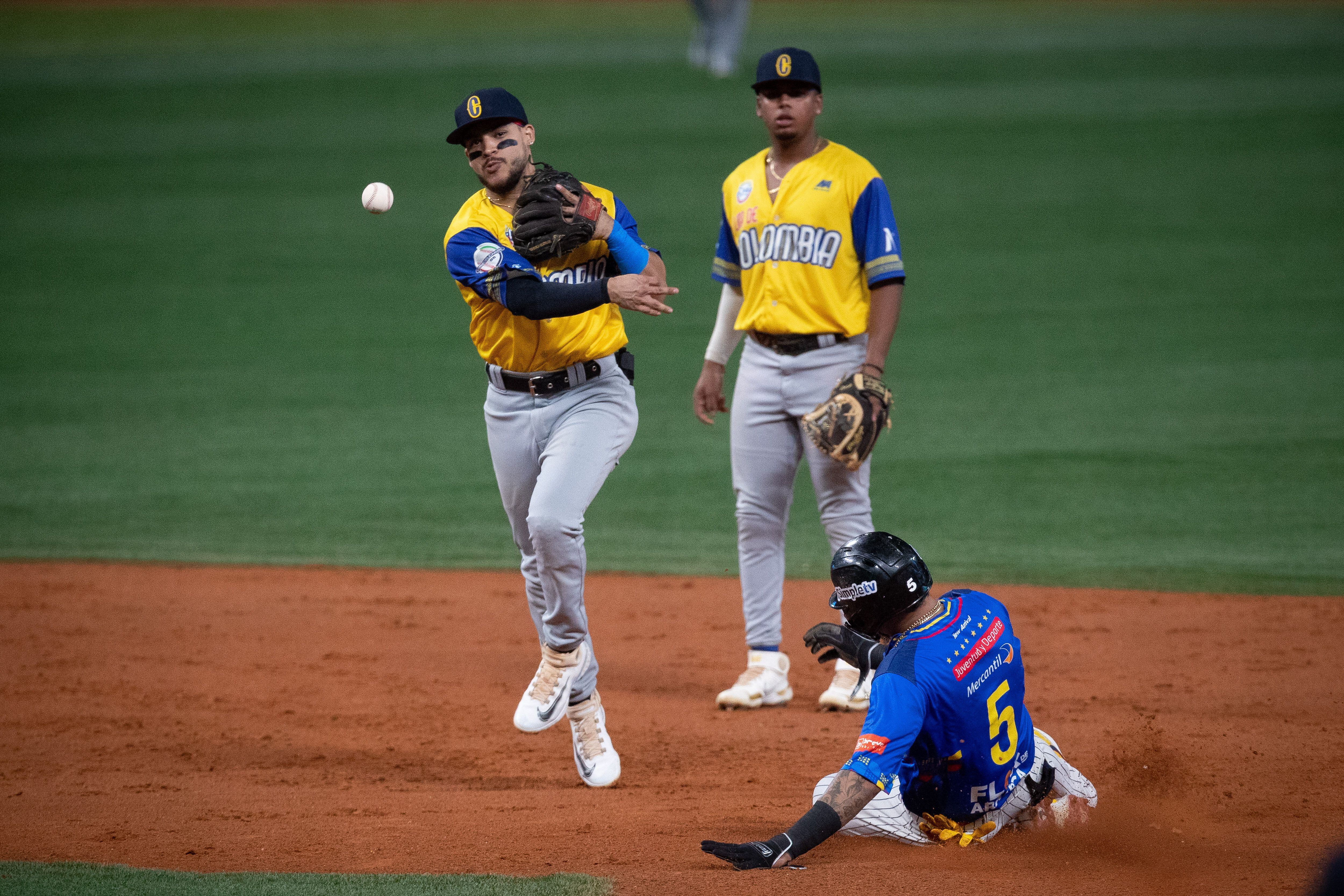 Serie del Caribe: los Leones de Caracas pusieron fin al sueño de Vaqueros de  Montería | EL ESPECTADOR