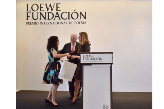 Colombiana Maria Gomez Lara Recibio Premio Loewe A La Creacion Joven De Poesia 14 El Espectador