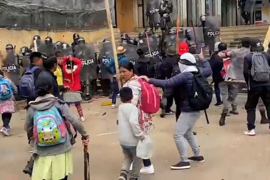 Qué desató la protesta indígena, que dejó 23 heridos en el Centro de  Bogotá, tras choque con el Esmad? | EL ESPECTADOR