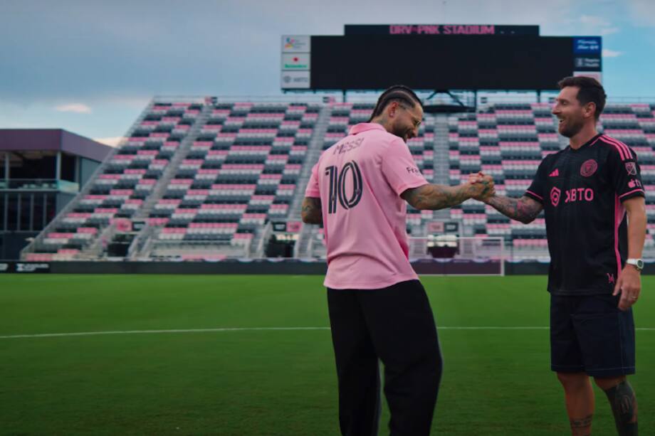 Esta no es la primera vez que Maluma y Messi comparten juntos