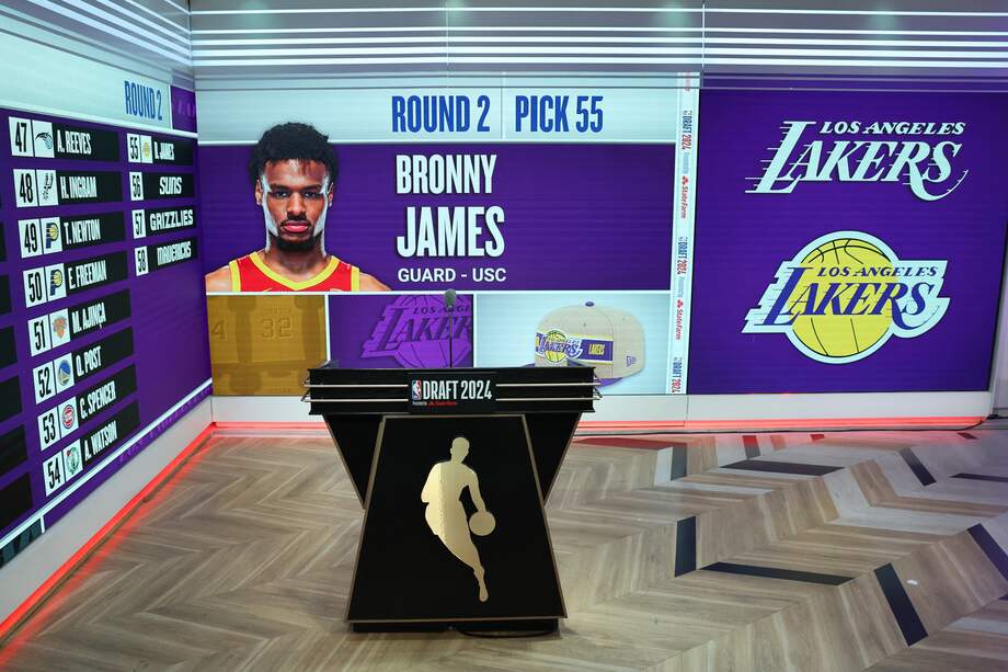 Bronny James fue elegido por Los Angeles Lakers durante el Draft de la NBA 2024  en el Barclays Center de Brooklyn, Nueva York.