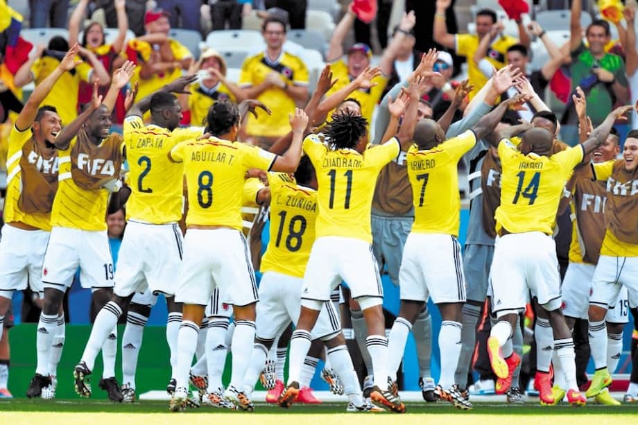 Así, celebrando y bailando como en el Mundial de Brasil, la selección de Colombia espera hoy comenzar su participación en la Copa América. AFP