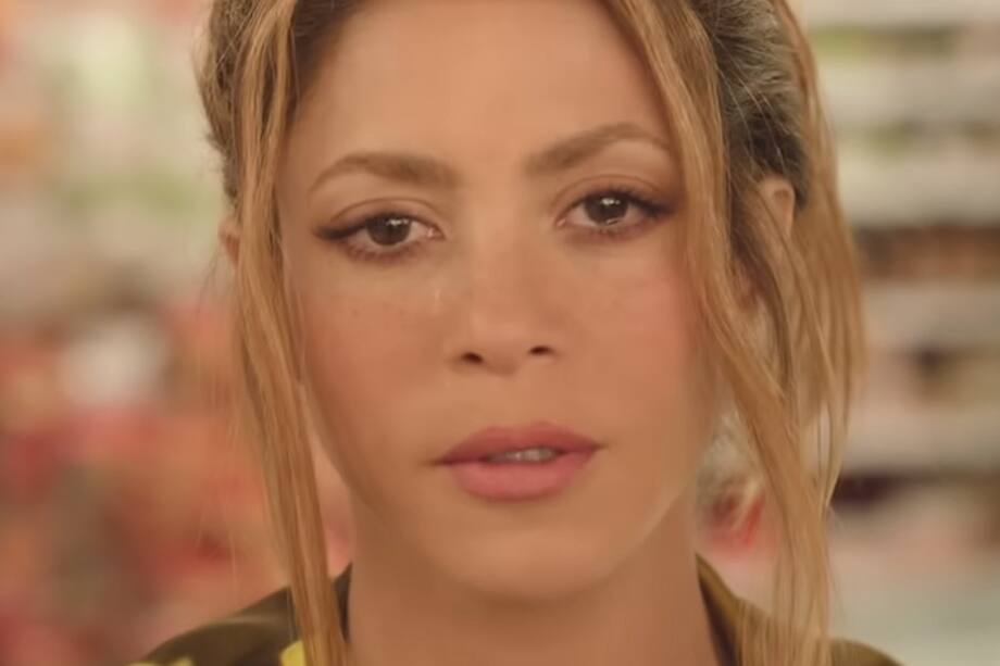 Al parecer, Gerard Piqué se encontraba anoche en la casa de Shakira cuando fue lanzada la canción Monotonía. ¿Qué dijo? Su reacción quedó registrada en video.