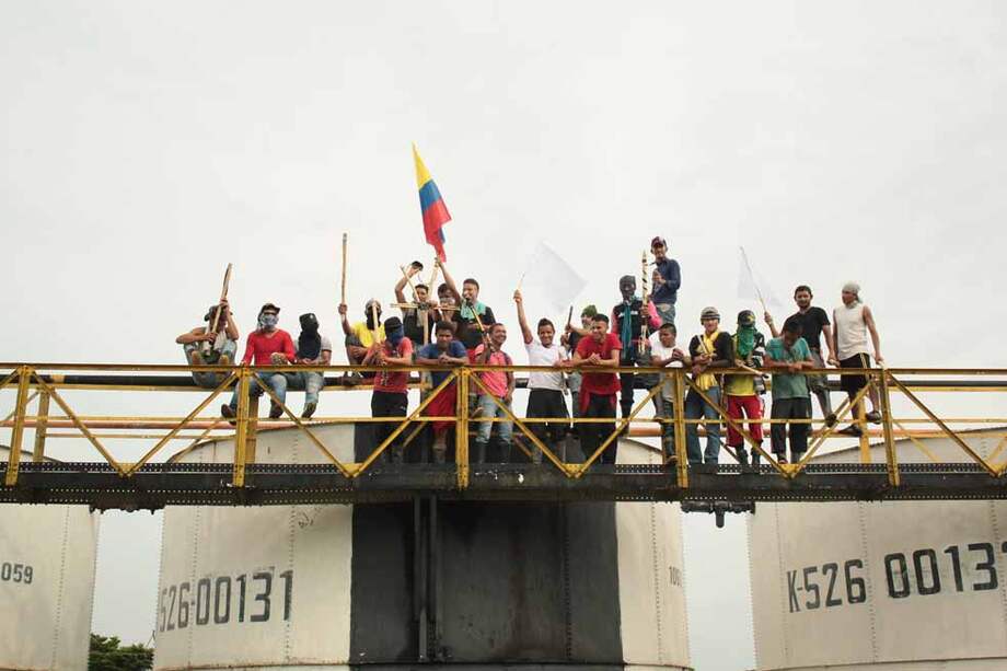 Un grupo de bastoneros que participa de las protestas en Catatumbo. / Prensa Rural