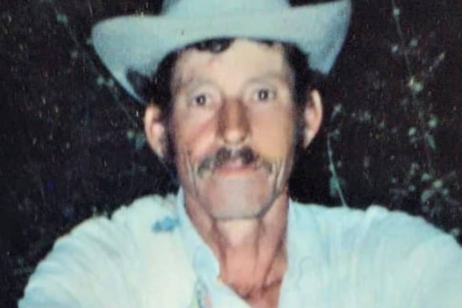 Juan Rafael Giraldo era un campesino de Granada, Antioquia, quien fue desaparecido el 15 de abril de 2004.