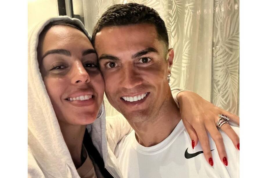 Georgina Rodríguez y Cristiano Ronaldo completan siete años de relación y dos hijos juntos.