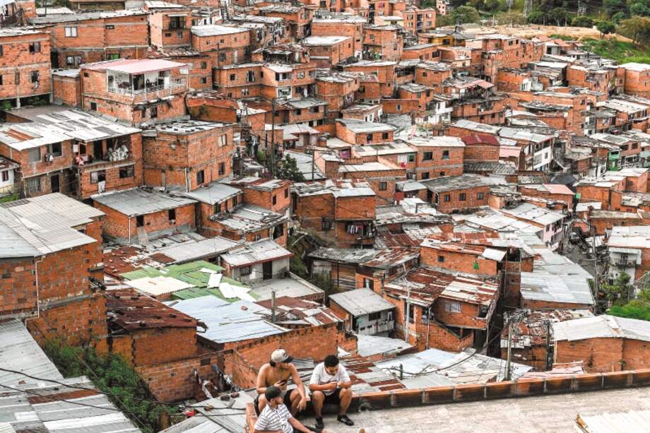 Foto de archivo tomada en noviembre de 2019 en la Comuna 13 de Medellín. 