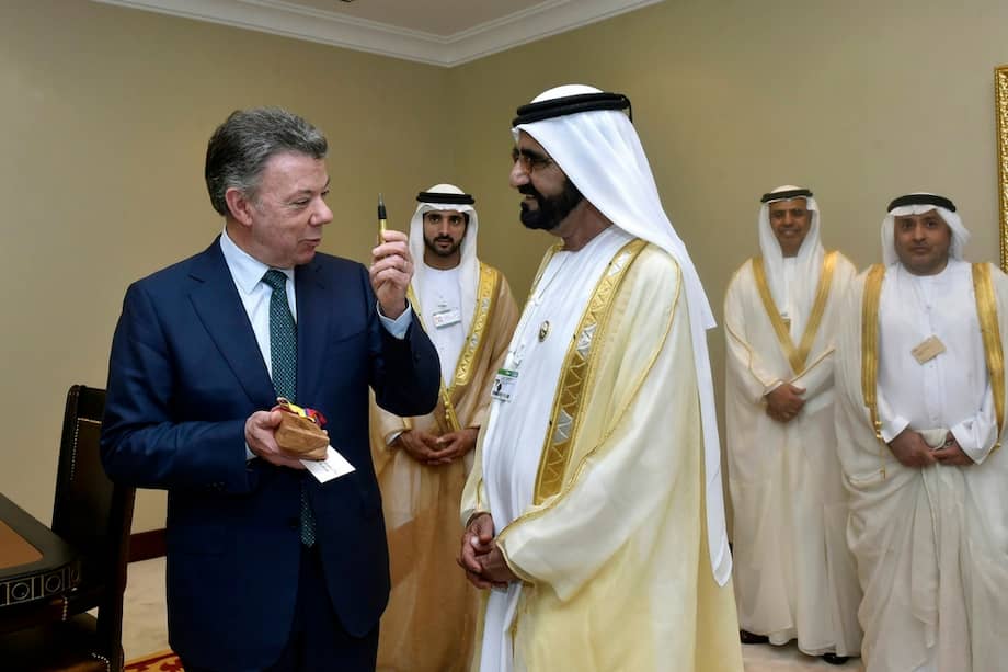 El presidente Juan Manuel Santos visitó Emiratos Árabes para fortalecer los lazos económicos y políticos que existen entre ambos países.  / Agencia EFE. 