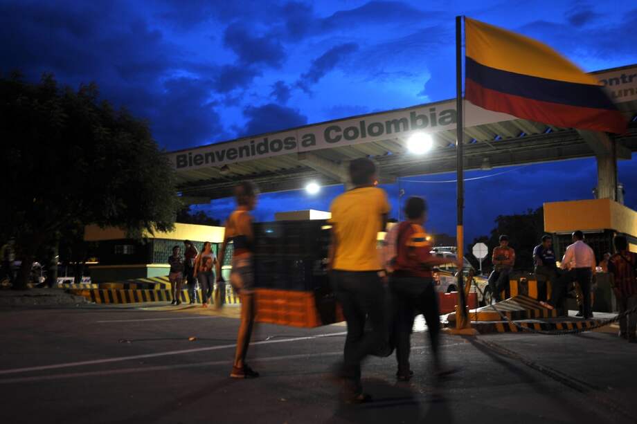 Los cuerpos fueron encontrados en un paso ilegal entre los municipios de Villa del Rosario y Los Patios, Cúcuta, en zona limítrofe con Venezuela. 