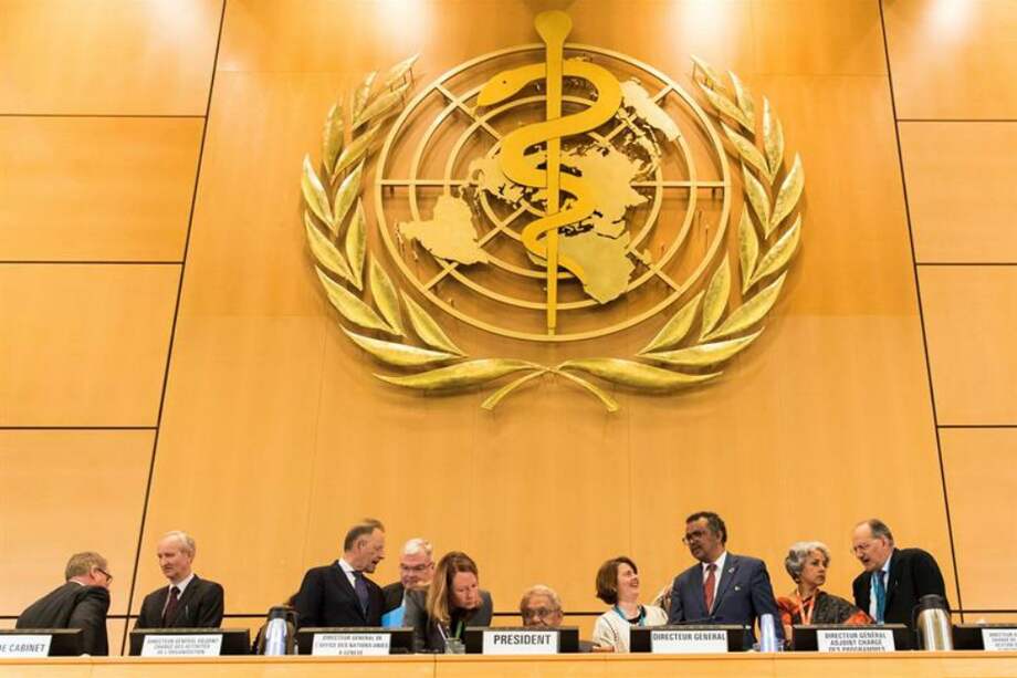 El director general de la Organización Mundial de la Salud (OMS), Tedros Adhanom Ghebreyesus (el tercero a la derecha), en la Asamblea Mundial de la Salud.  / EFE - EPA
