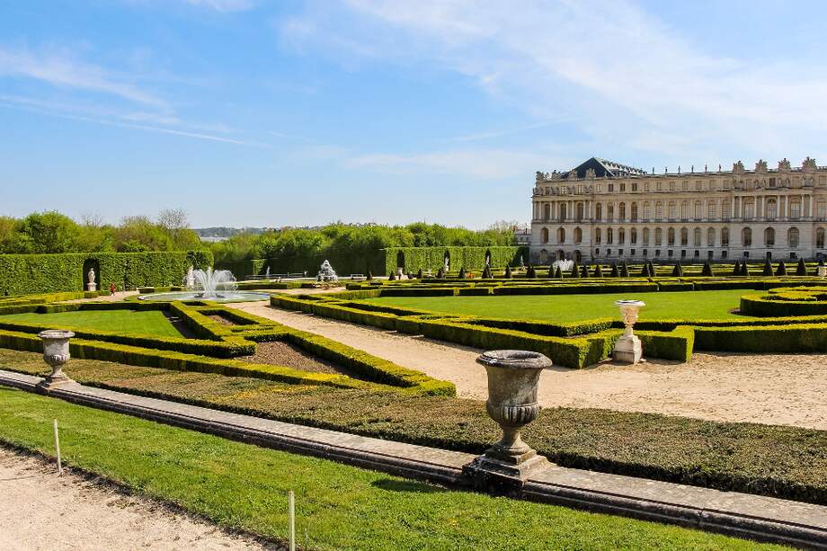 Declarado Patrimonio de la Humanidad hace más de treinta años, el Palacio de Versalles es uno de los palacios más conocidos a nivel mundial.