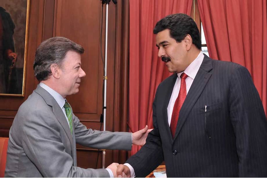 Juan Manuel Santos recibió a Nicolás Maduro en el Palacio de Nariño en octubre de 2011, cuando el venezolano era el canciller de su país./ Presidencia