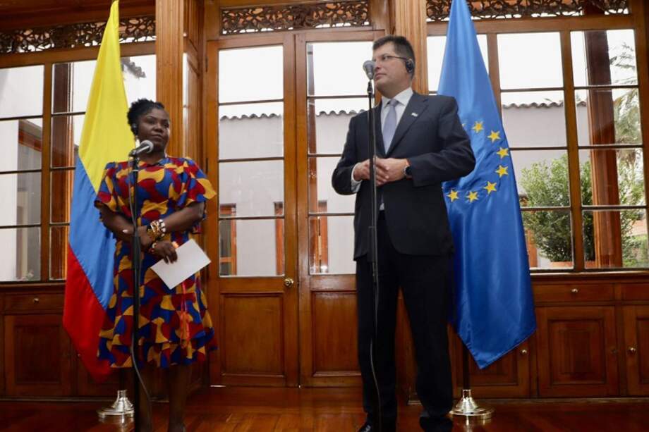 Janez Lenarčič, comisario de la Unión Europea para Gestión de Crisis y Ayuda Humanitaria, en declaración conjunta con Francia Márquez, vicepresidenta de Colombia.