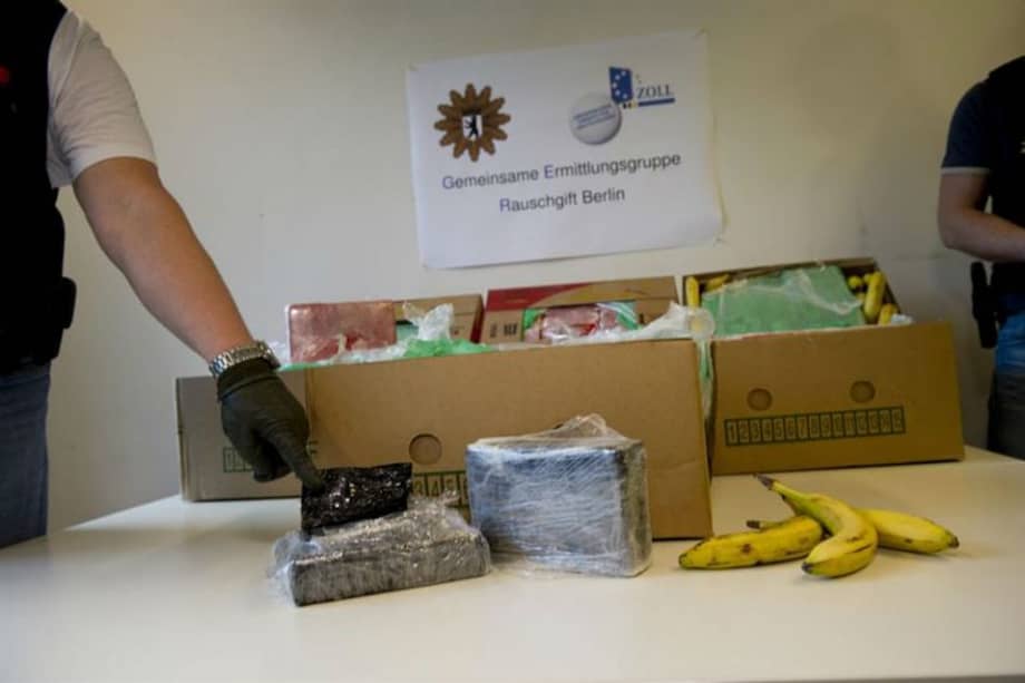 Hallan 140 kilos de cocaína en Alemania en cajas de bananos colombianos