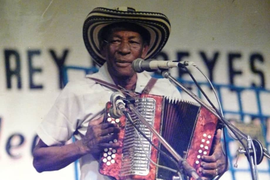 Alejo Durán le compuso a la población de Altos del Rosario (Bolívar) canciones como "La bonchada"  y "Cholita".