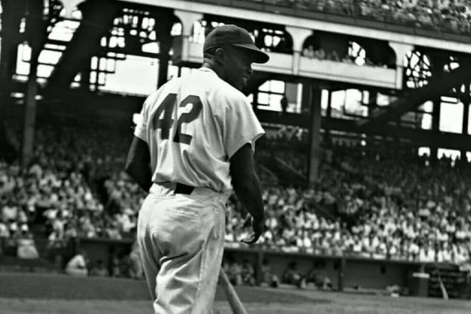 Jackie Robinson debutó el 15 de abril de 1947 en las Grandes Ligas.  / MLB