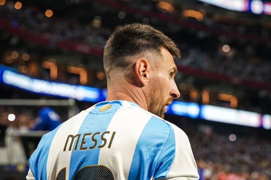 La selección argentina de Lionel Messi se estrenó con una victoria 2-0 sobre Canadá en el partido inaugural de la Copa América 2024.