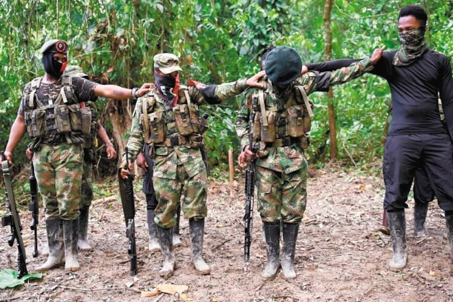 Una organización indígena del Chocó denunció que 20 jóvenes fueron reclutados por el Eln.  / AFP