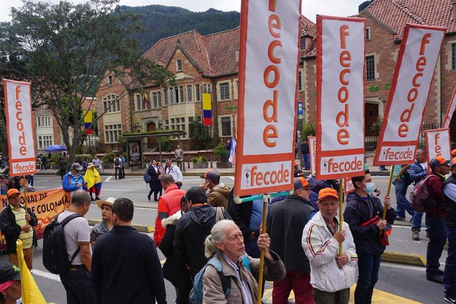 Fecode convocó a una movilización nacional y una “gran toma” de Bogotá con el objetivo de obligar al Gobierno a retirar el proyecto.